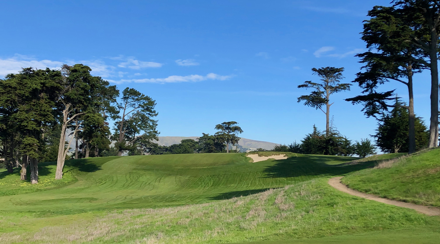 The drive on the 9th is blind over the rise