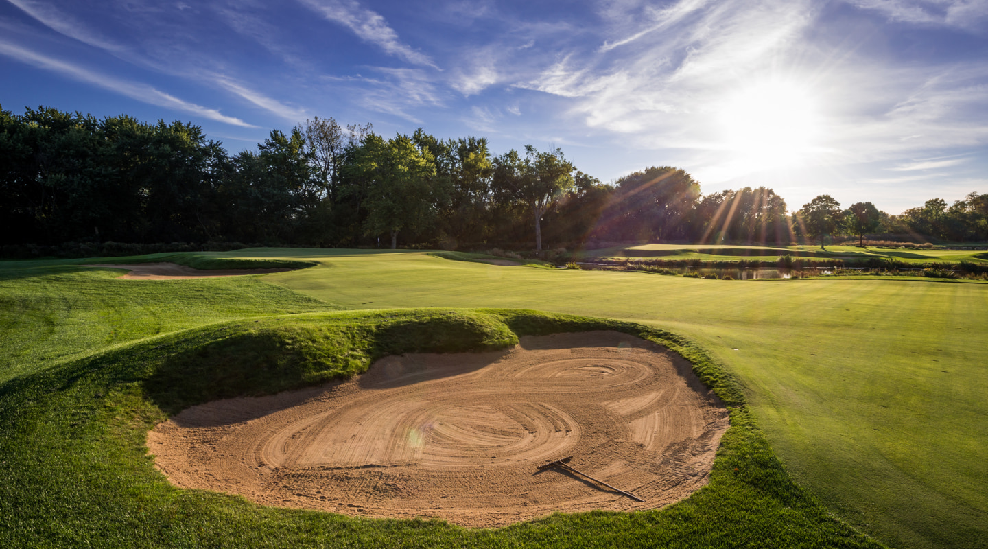Bunkers guard the left Bunkers guard the left